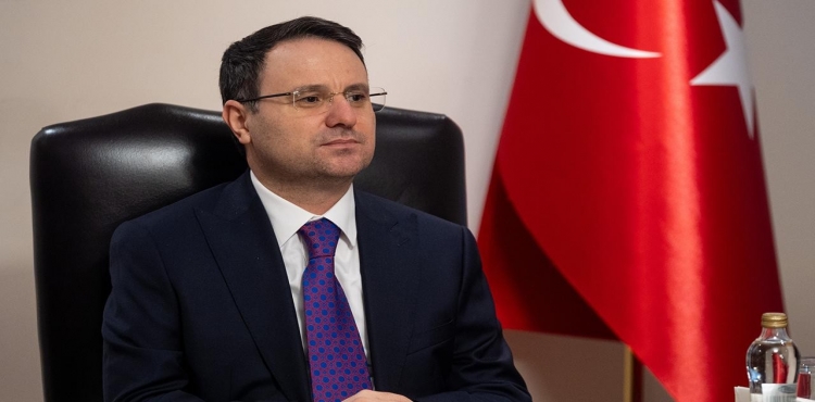 Bakan Gürlek 3 Büyük Operasyonda 112 Şüpheli Yakalandı?v=1